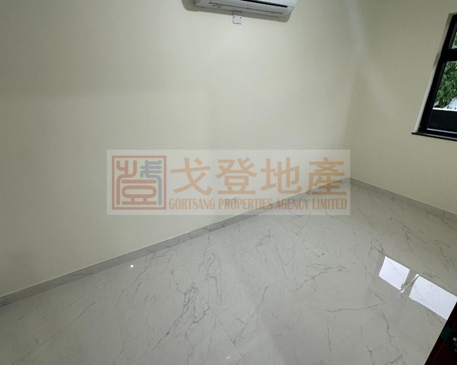 105f74a98fc1f7988d3efa8a39408eba.jpg