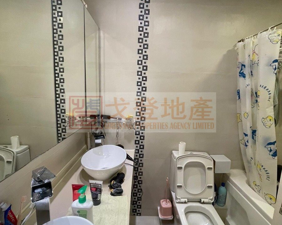 12a17121ed6d359dda5205288355a83f.jpg