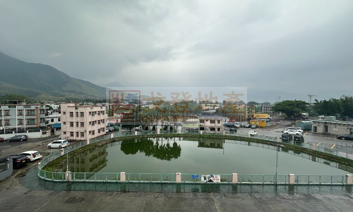 12ca57247c0d4883b5e6deb91efe92df.jpg