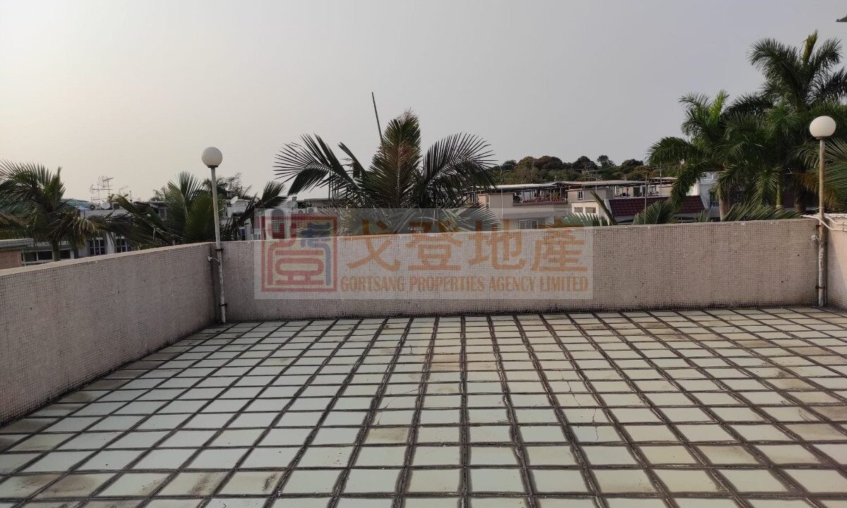 1b9093bed120f8f9ca81e4dc616cdeca.jpg