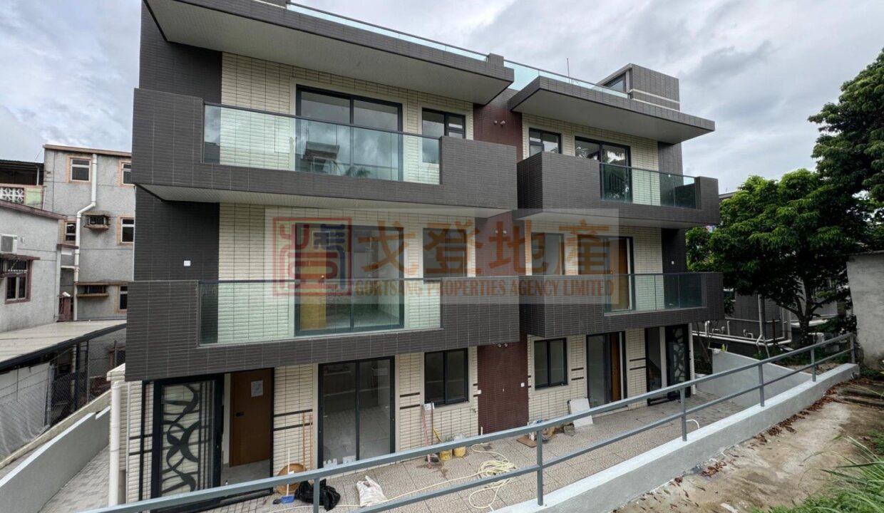2251bcb09165d2ffe6686b0f9c598c03.jpg