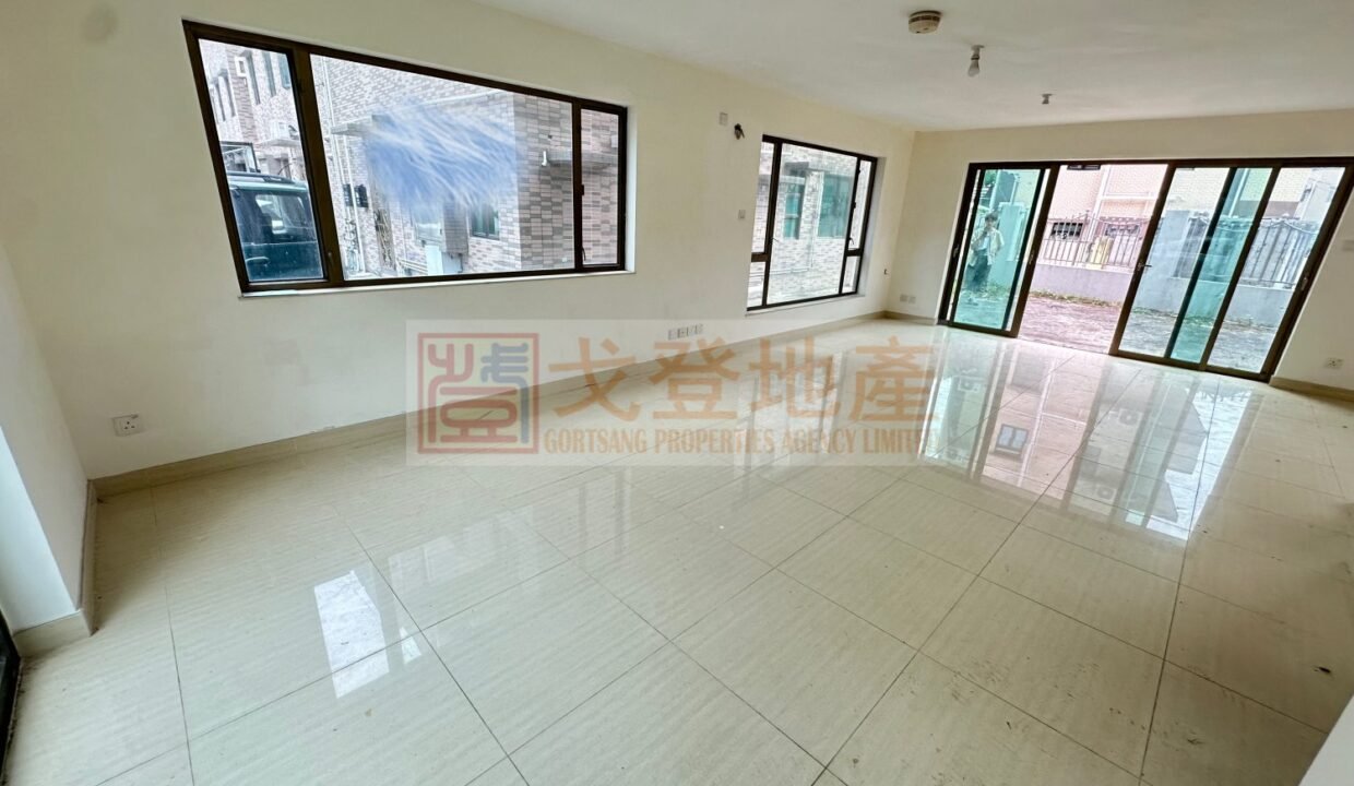 355cd2d2781aed6159af2bdbb21183d9.jpg