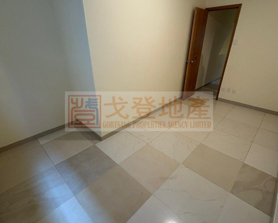 38daa84ab165043cdbc5cd26e923982b.jpg