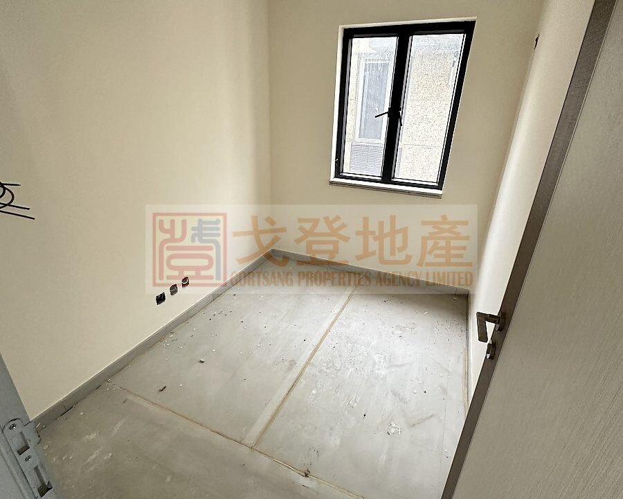 3dfd2ba12fed2d78a4e93cbf5779dc66.jpg