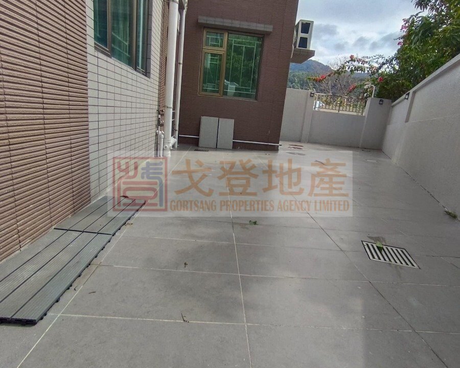 4c00d7057bfde236a6a3cc40def37f58.jpg