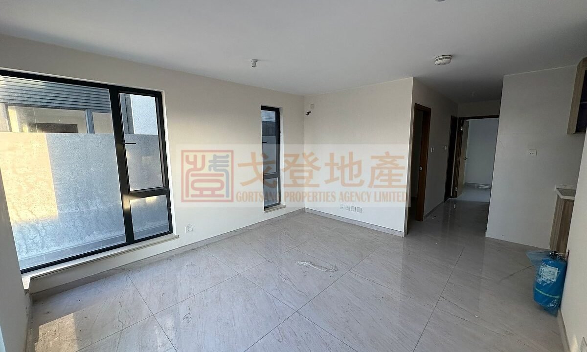4cf3e8a526cb9ace1554185d34fd3c76.jpg