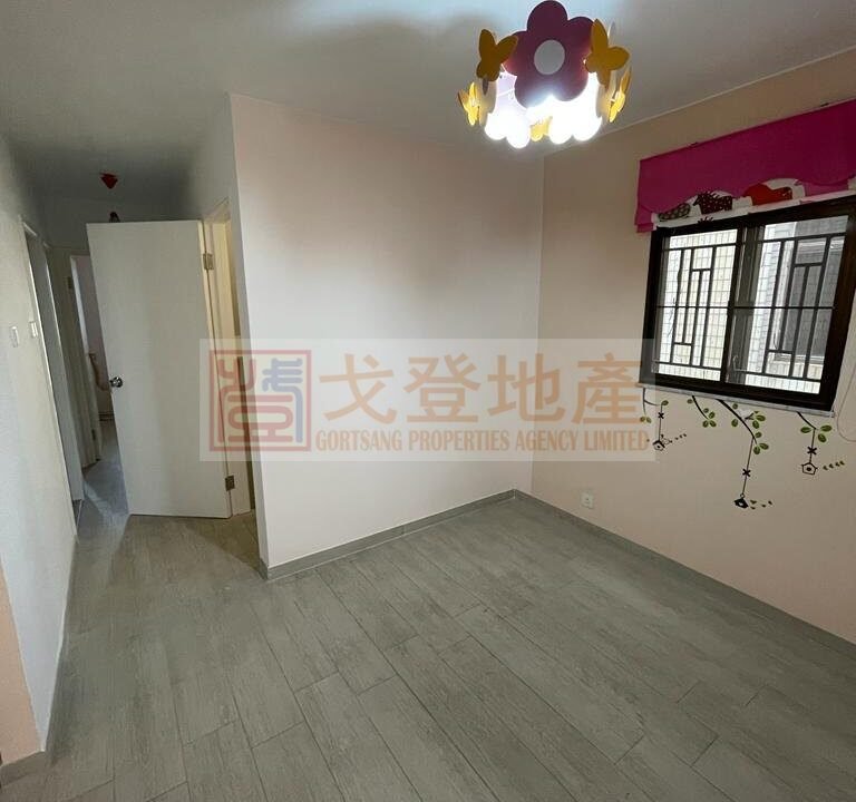 4de5a47bca0260023d2867b0d02ace86.jpg