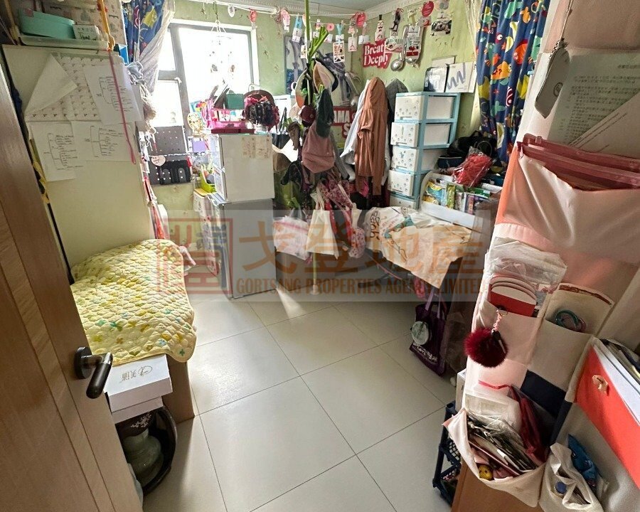 584fabf9006d31e8d0c53389afead1db.jpg
