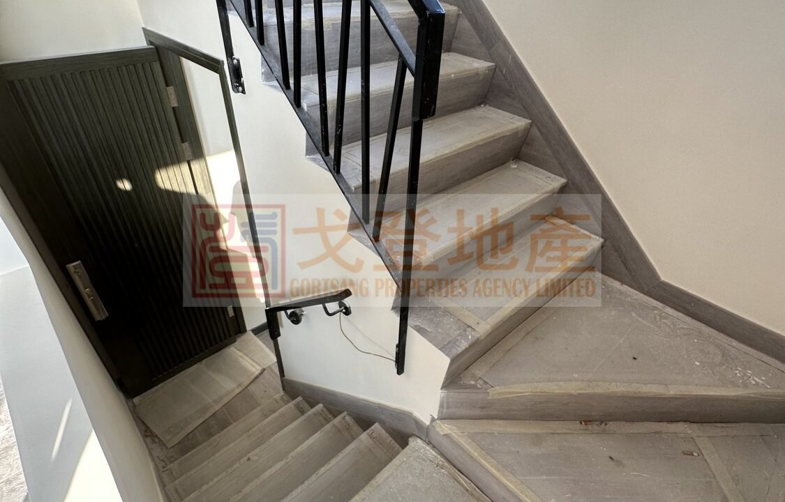 615094053abce3bf34ed2c3debbe4bd1.jpg