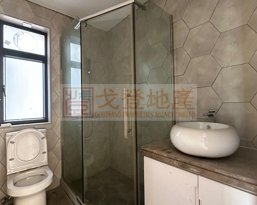 6b510ddf8282a0f307b21e19e61a3ed8.jpg