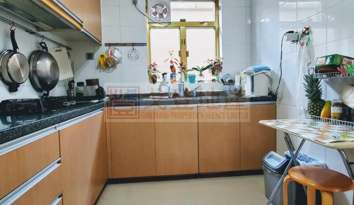 7037c35c632aa33b84264c00b7c144ea.jpg