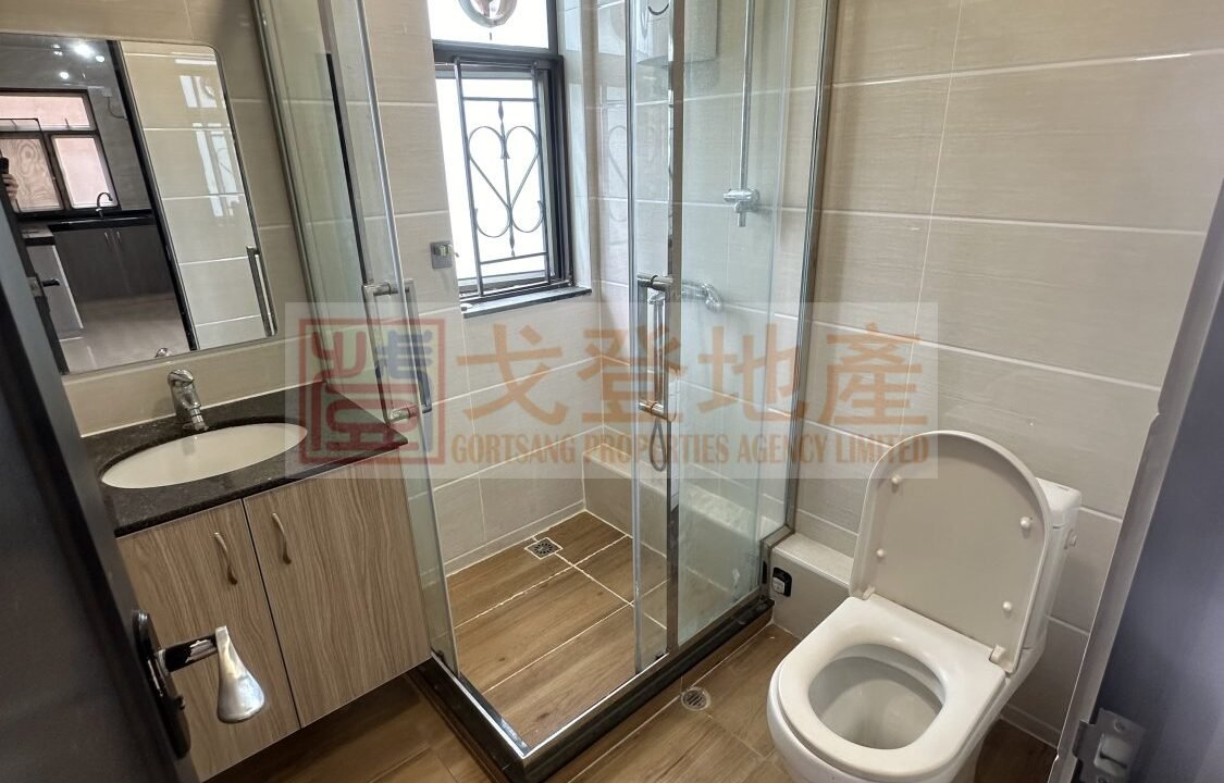 8fcb885800d26e49e86dc17054fc5eea.jpg