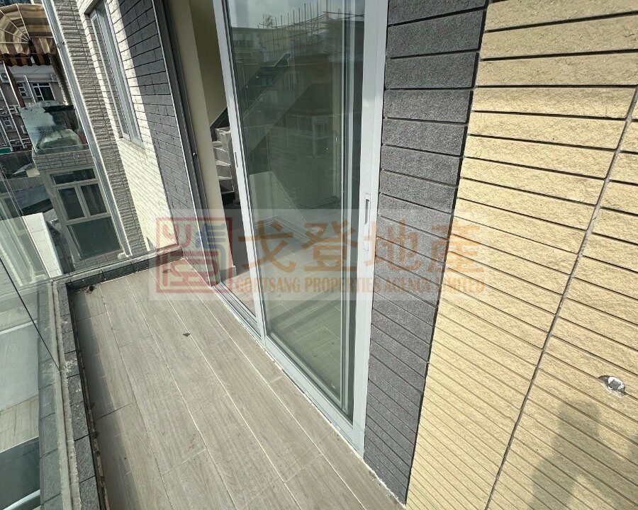 abe1bbf286aed4b7bb07c22daa3dab04.jpg