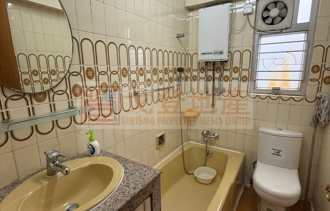 ad08e0ccee382ffc5064ca659ac22588.jpg