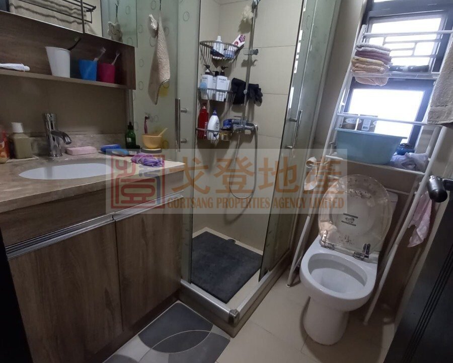 b77ba3d74dea41664c6ab576e8623e52.jpg