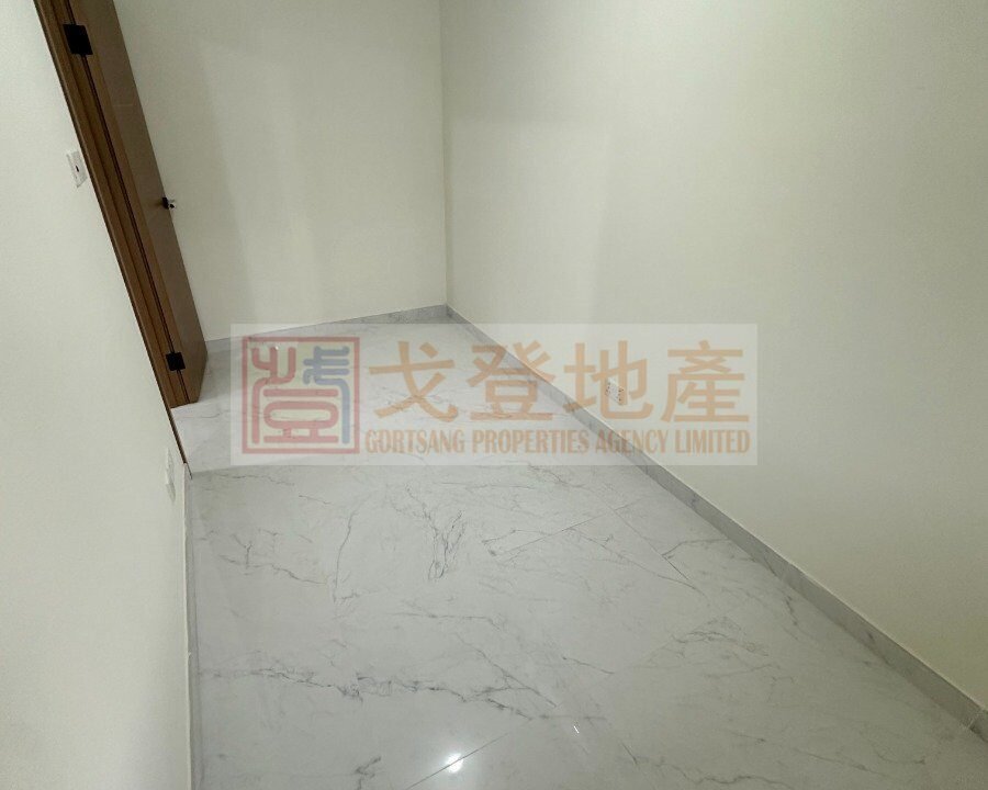 ba76ff484b1adcd8499097618c03e52b.jpg