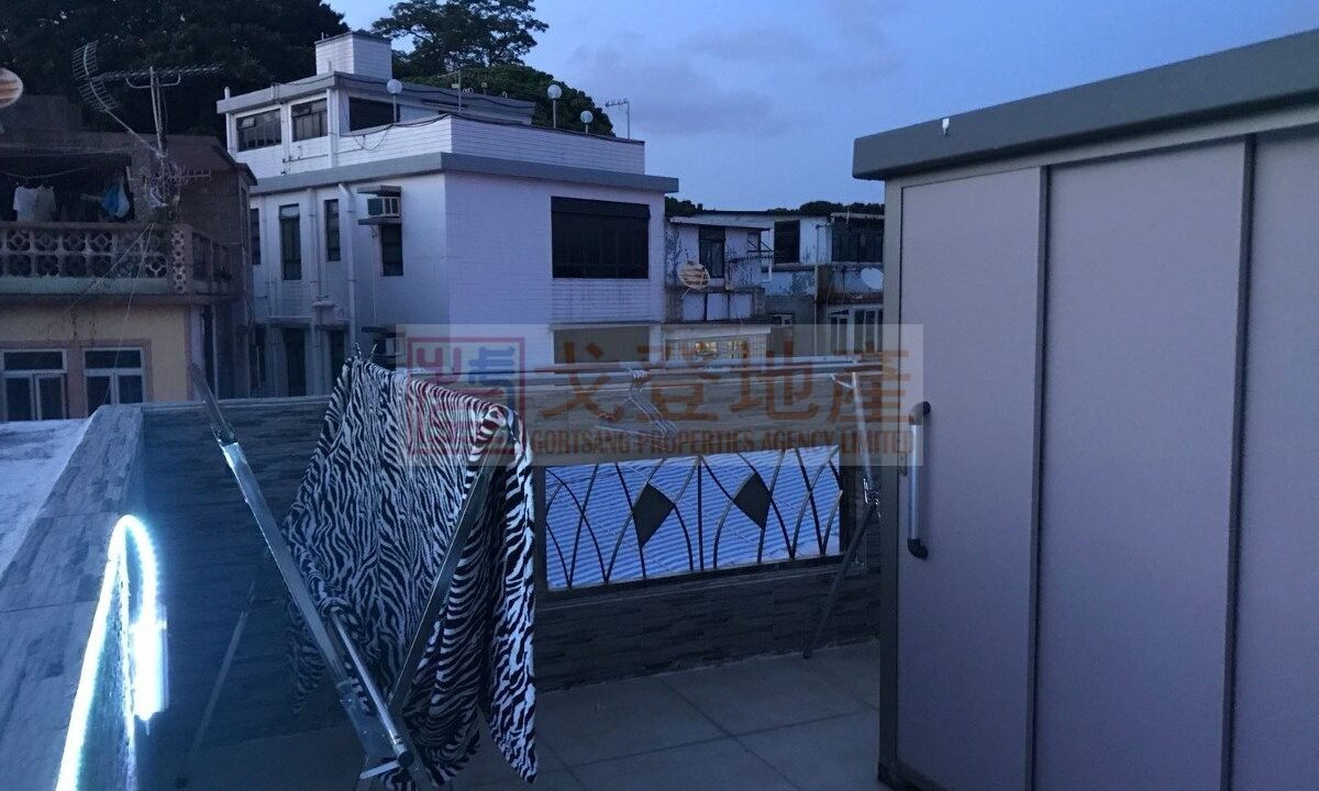 bc2ac8d62c421784eced5e989548b8ae.jpg