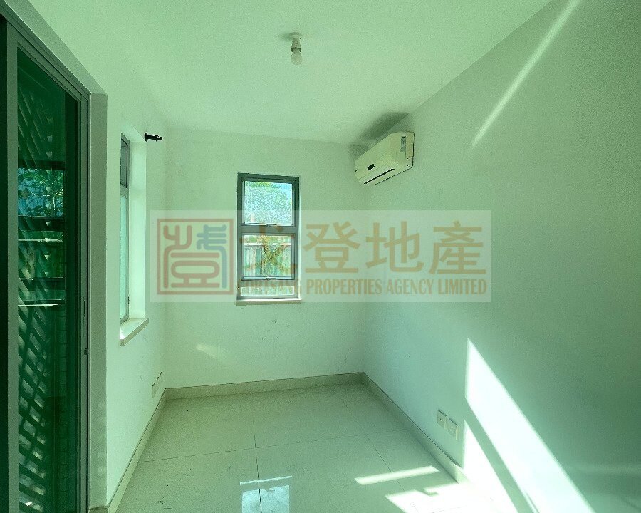 c3d41cbf7bfa3edb8b369d0d266ca85f.jpg