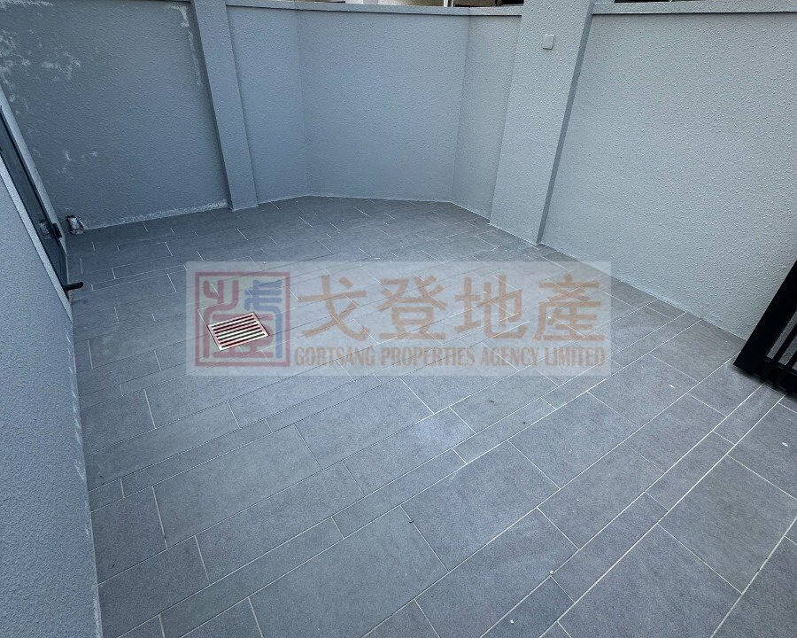 c5f5cee657b322fb1c21a088e8402c96.jpg