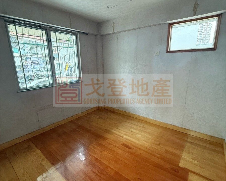 ce44b75a9f661fd9ecbe8ad3a0f68e56.jpg