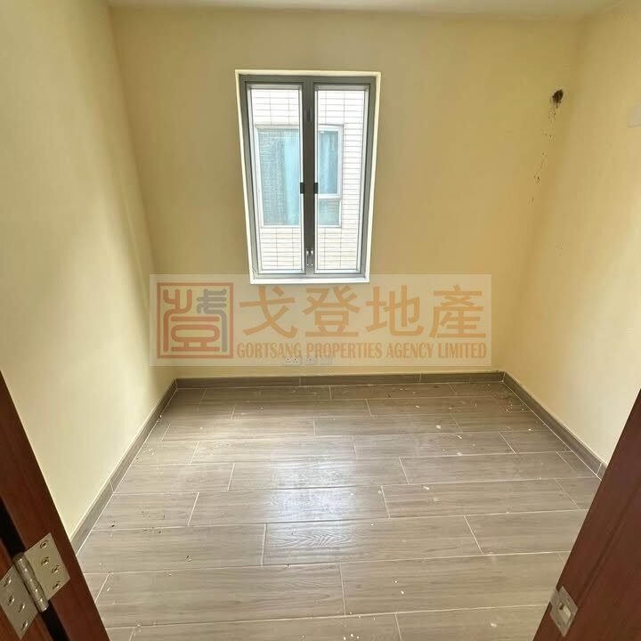 cef925a1fa256d8c3e94bc2c54f037e4.jpg