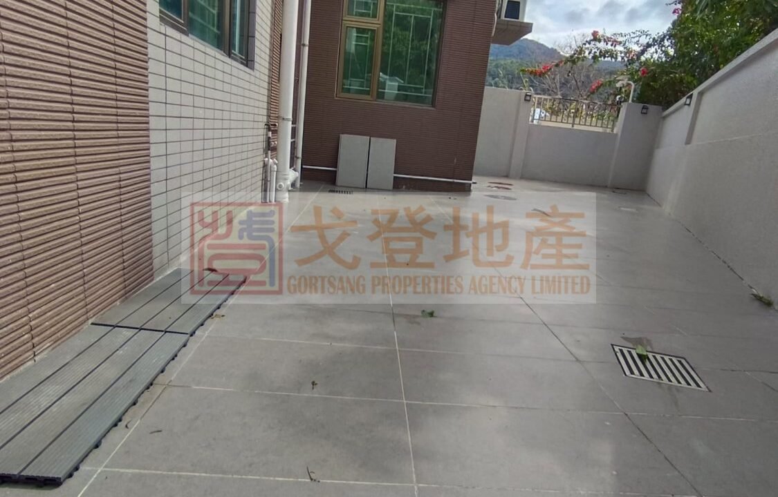 cfb60150661e0fe8e9558b45e8ca01ff.jpg