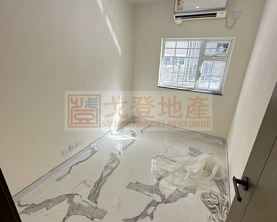 d545dc7fc18b92cd70c3bfe86a639080.jpg