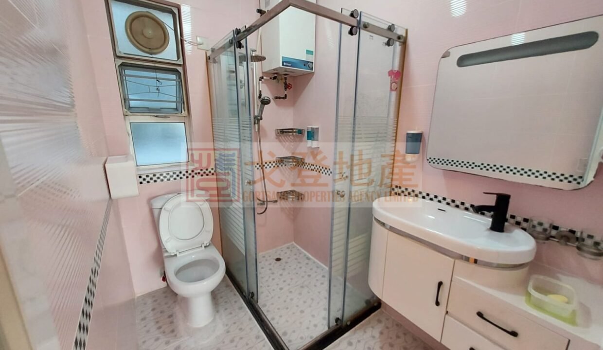 dcf3331a43f97195f78bd450fe6ac049.jpg