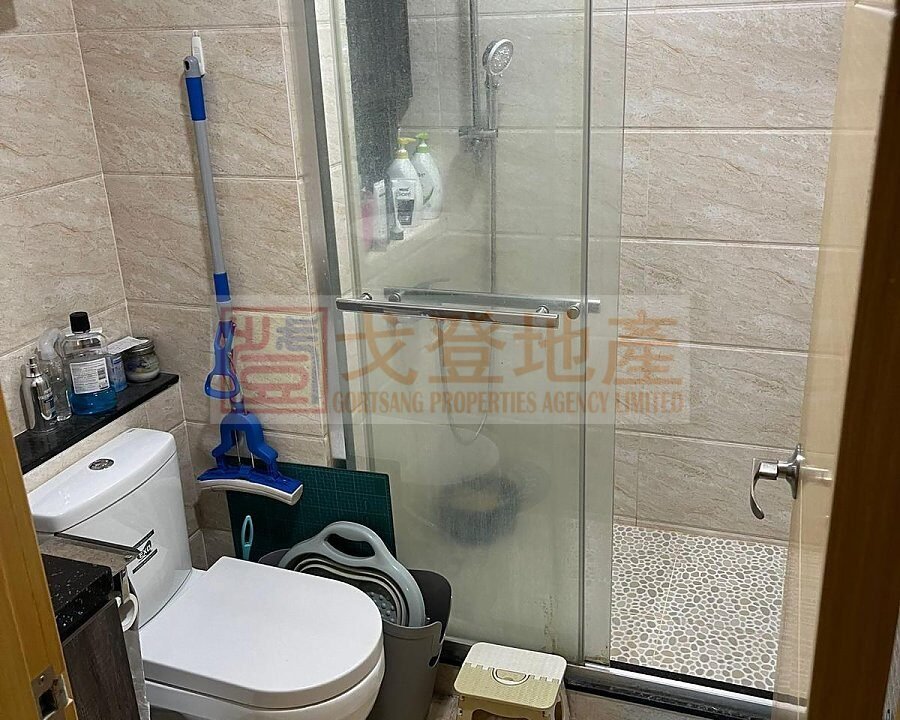 e4281ce78018ee22b1bad3ed0bc02a7b.jpg