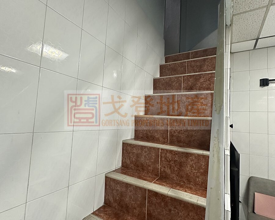 f7314e9ebf5fbc9abd178912f953e93e.jpg