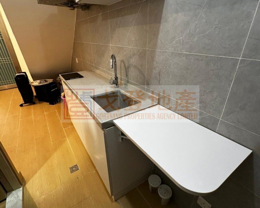 ff46198cdbb3f24ae8e572e811d22231.jpg
